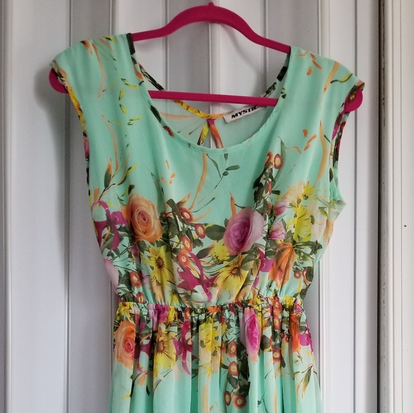 Mystic Dresses & Skirts - Flirty Dress